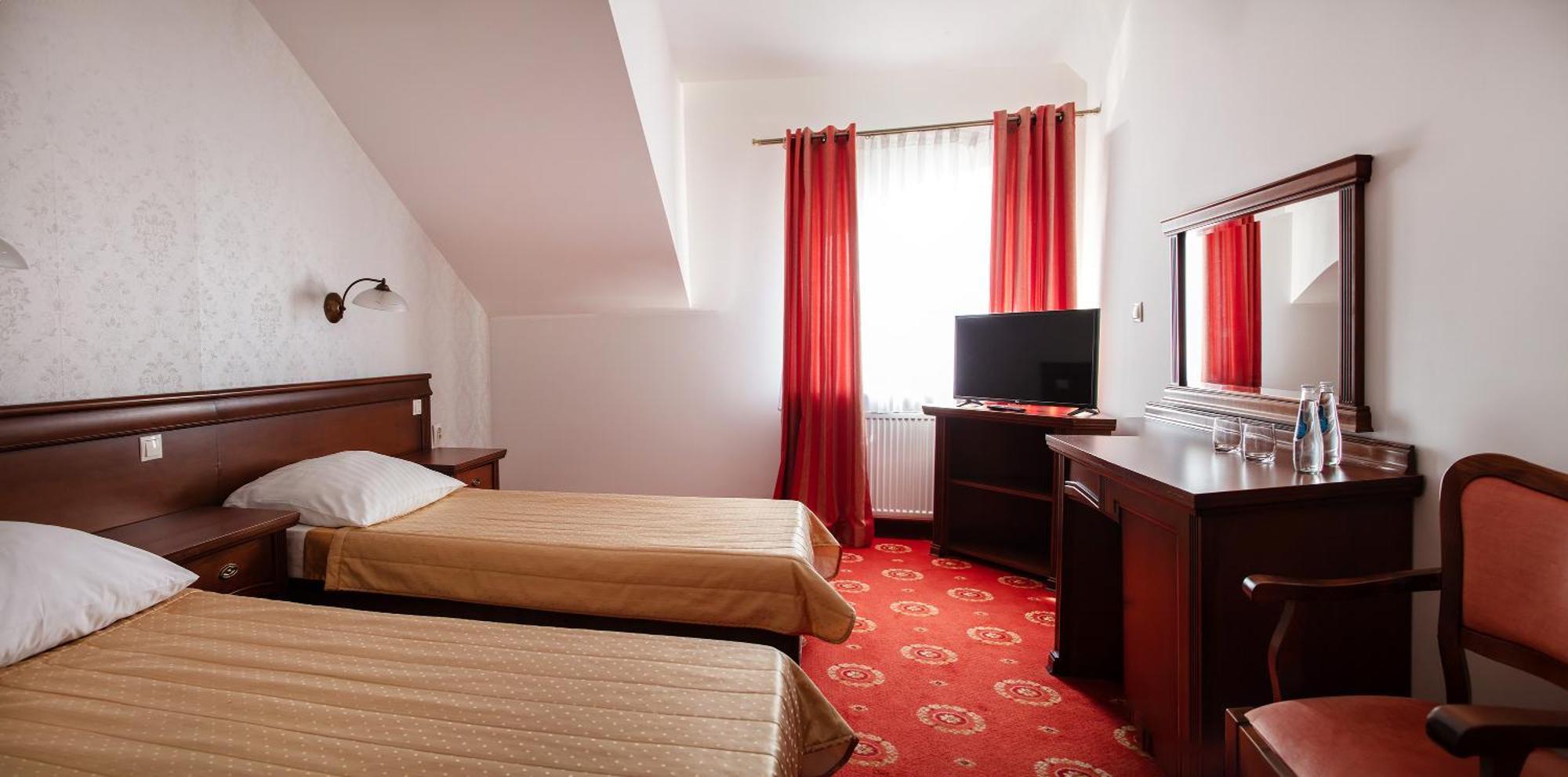 ורשה Hotel Arkadia Royal מראה חיצוני תמונה